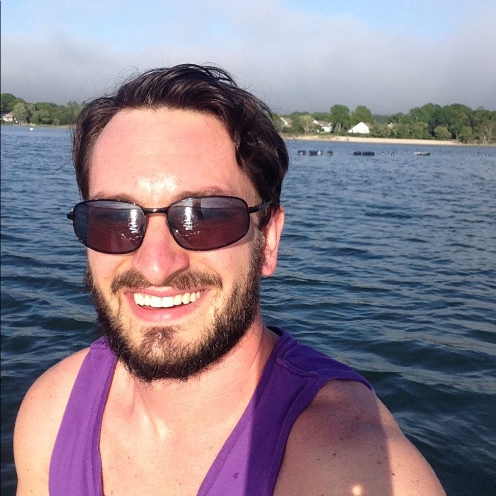 Meet your Posher, Devan